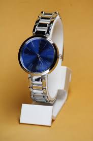 new analog watch for women